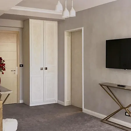 Brater Luxury Ξενοδοχείο 4*