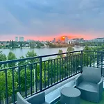 Brater Luxury Hotel 4*
