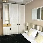 Brater Luxury Hotel 4*