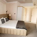 Brater Luxury