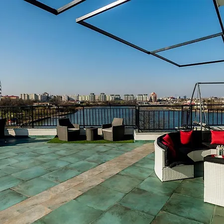 Отель Brater Luxury