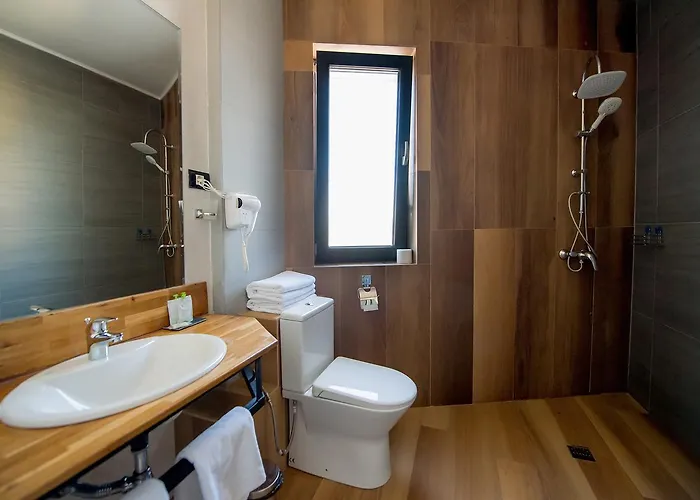 Brater Luxury Отель 4*