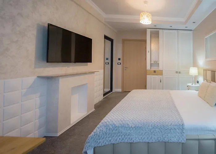 Brater Luxury Отель
