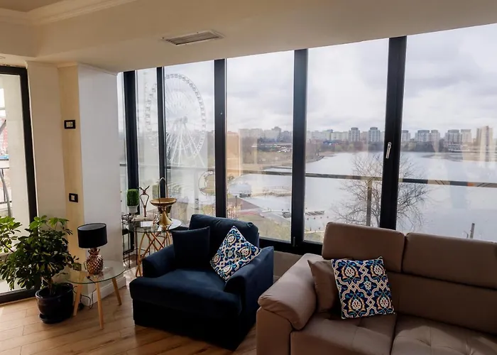 Brater Luxury 酒店 4*