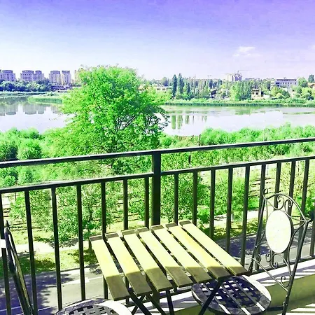 Brater Luxury 4* Бухарест