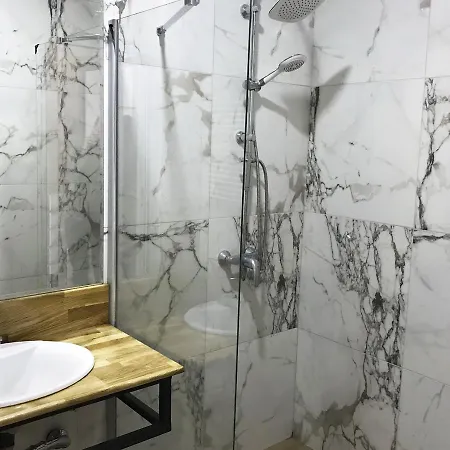 Brater Luxury Бухарест