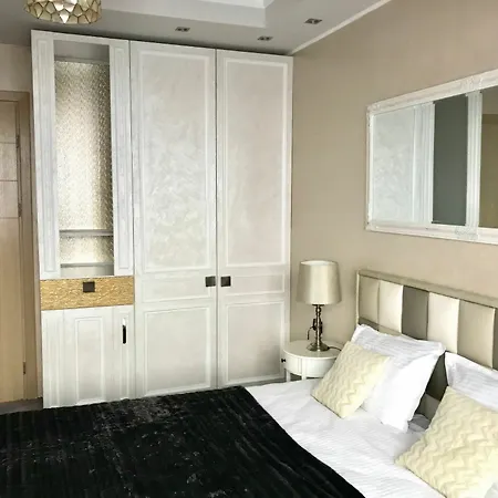 Brater Luxury Отель 3*