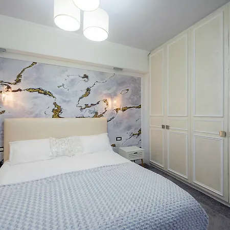 Brater Luxury 3* Бухарест