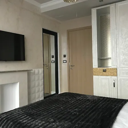 Brater Luxury Отель 3*