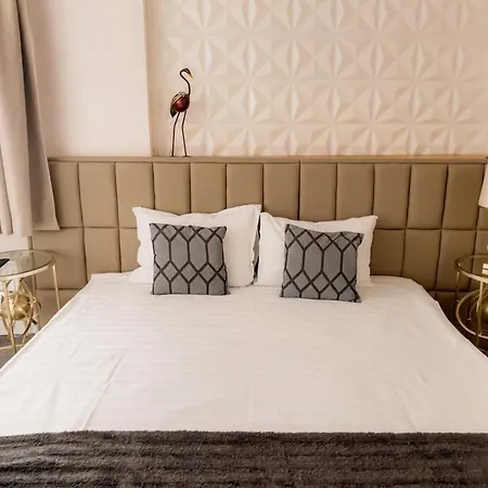Brater Luxury Отель 3*