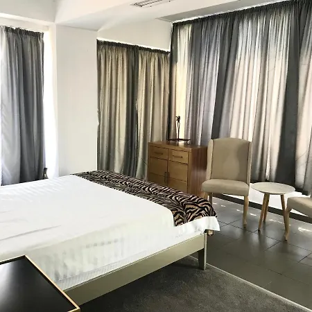 Brater Luxury 3* Бухарест