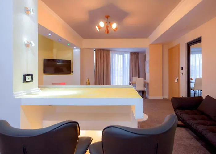 Brater Luxury Hotel 4*