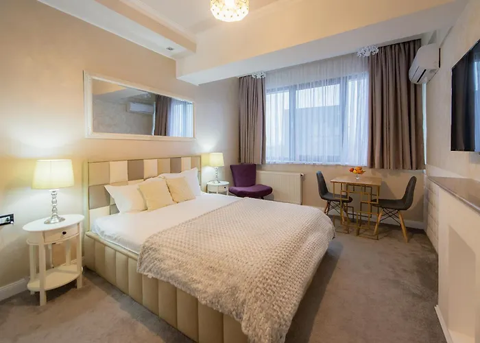 Brater Luxury Hotel 4*